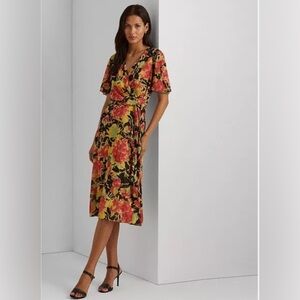 Lauren Ralph Lauren Floral Flutter Sleeve Crinkle Georgette Dress. Size 10